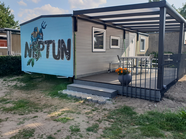 k-3. Neptun Aussenansicht.png